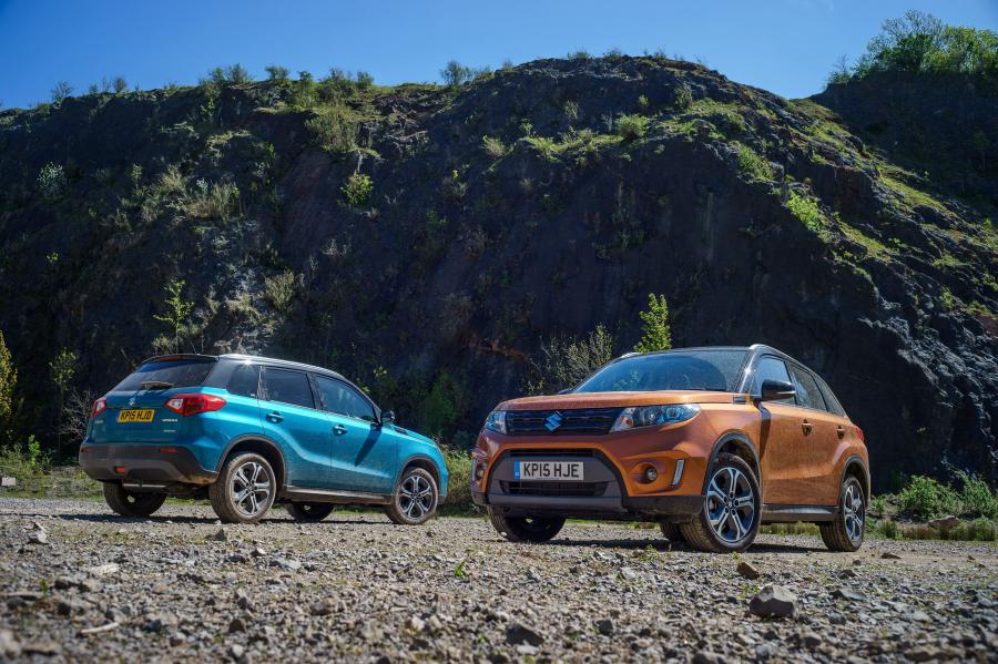  Suzuki Vitara 2015 года  (UK) (фото 11 из 24)